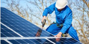 Installation Maintenance Panneaux Solaires Photovoltaïques à Chambonas